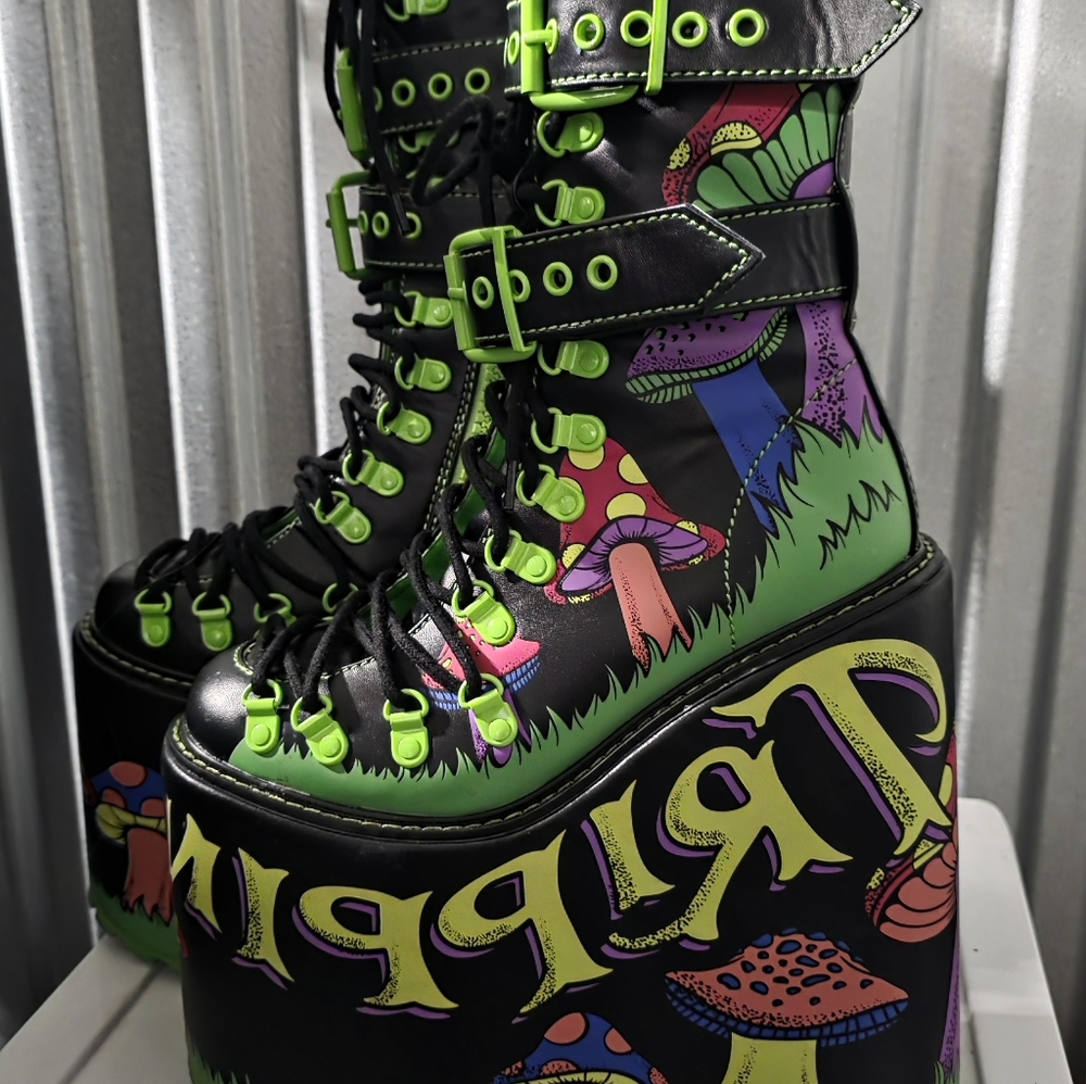 Dolls Kill Black and Green Trippy Platform Boots.No Longer Made LIMITED EDITION
